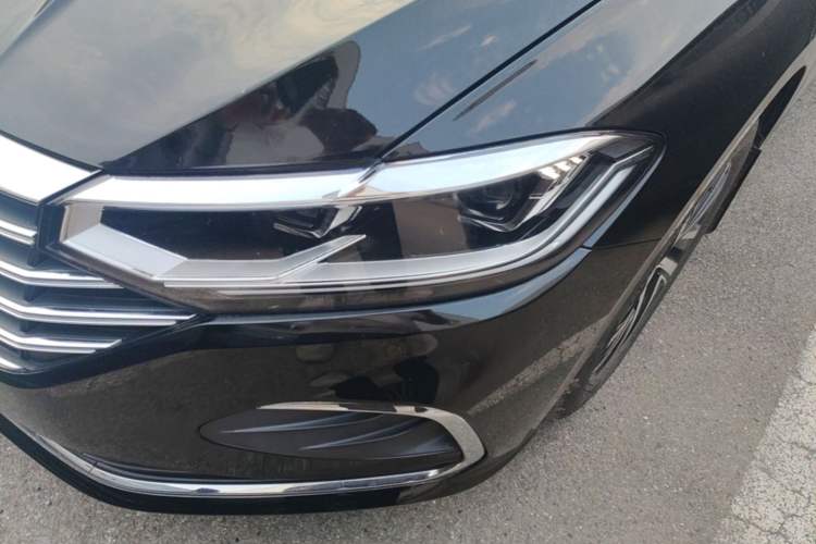 Used Volkswagen Lavida 2023 Revised Version 1.5L Automatic 5 Millionth Edition Left Front Headlight