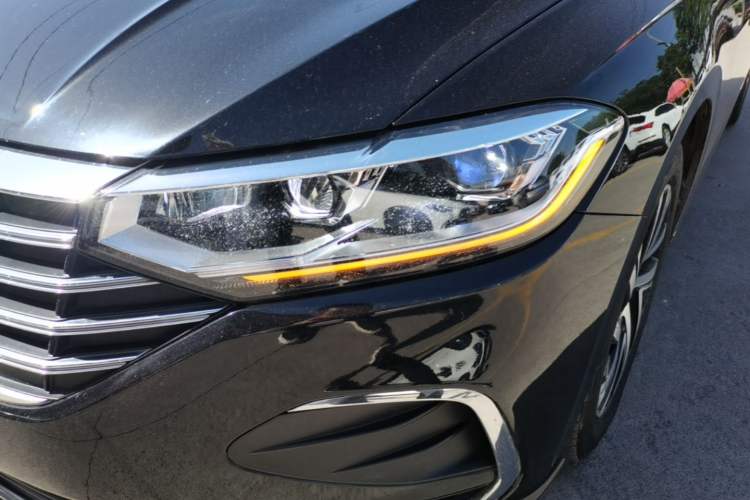 Used Volkswagen Lavida 2023 1.5L Automatic 5 Million Edition Left Front Headlight