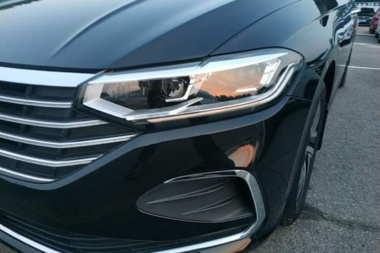 Used Volkswagen Lavida 2023 1.5L Automatic 5 Million Edition Left Front Headlight