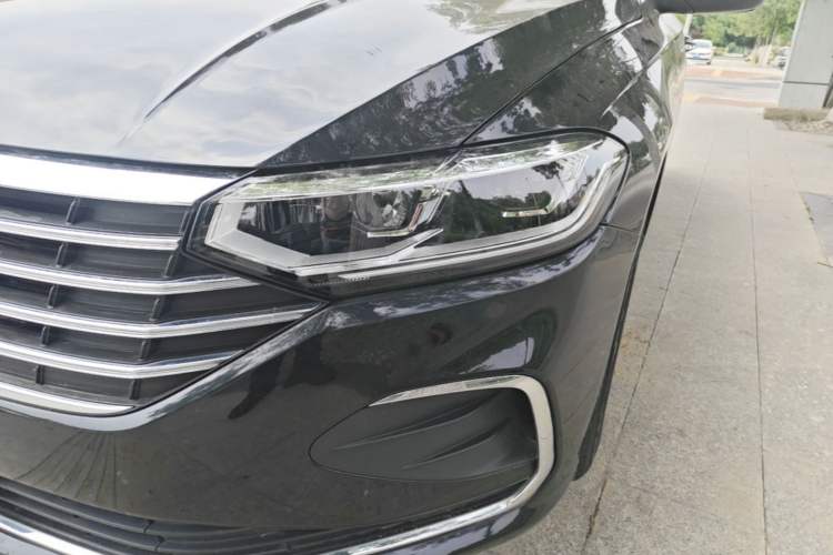 Used Volkswagen Lavida 2023 Revised Version 1.5L Automatic – Full-Option Edition Left Front Headlight