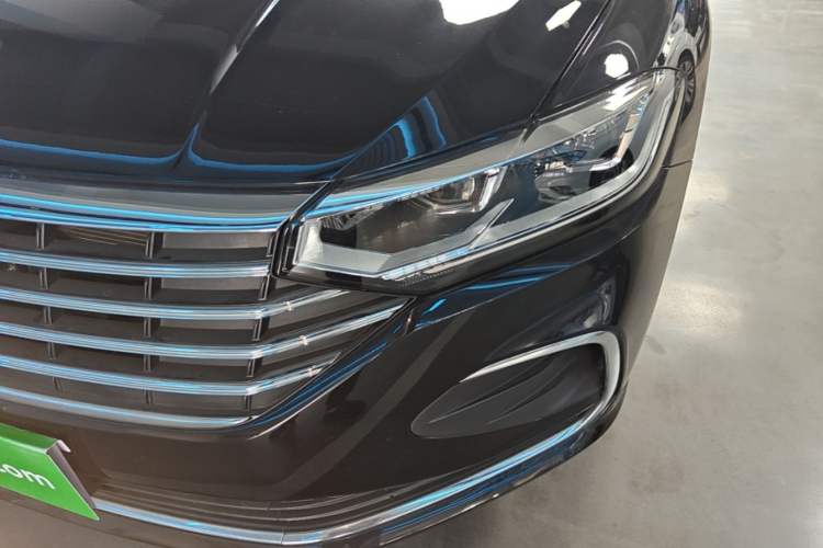 Used Volkswagen Lavida 2023 1.5L Automatic Full-Comfort Edition Left Front Headlight