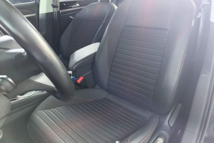 Used Volkswagen Lavida 2023 300TSI DSG Starry Full-Comfort Edition Left Front Seat