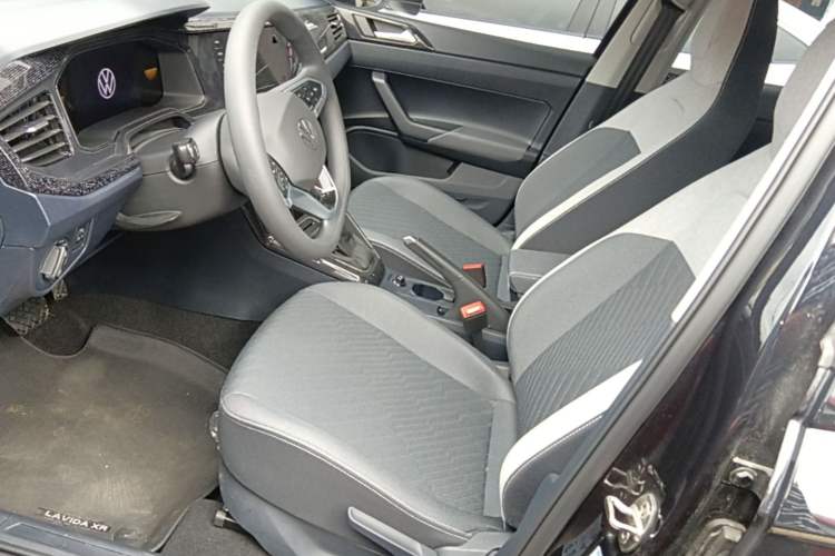 Used Volkswagen Lavida 2023 New Sharp 1.5L Automatic Excellent New Edition Left Front Seat