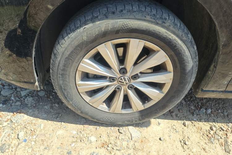 Used Volkswagen Lavida 2023 New Rui 1.5L Automatic New Yi Edition Left Front Wheel Hub