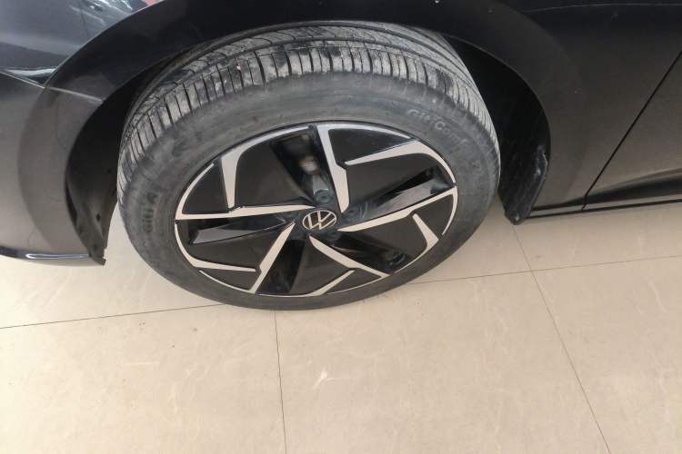 Used Volkswagen Lavida 2023 300TSI DSG Starry Sky Elite Edition Left Front Wheel Hub