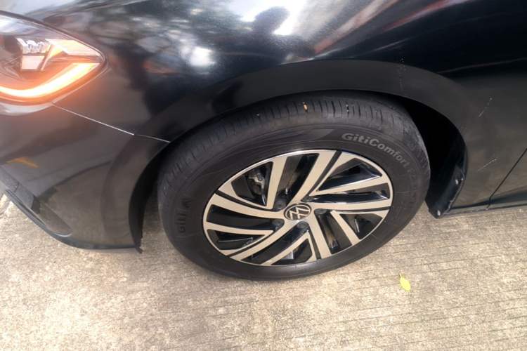 Used Volkswagen Lavida 2023 280TSI DSG Starry Sky Deluxe Edition Left Front Wheel Hub