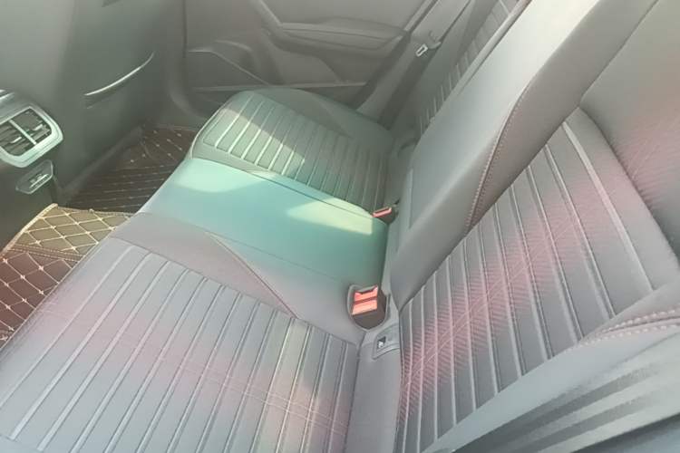Used Volkswagen Lavida 2023 300TSI DSG Starry Full-Comfort Edition Left Rear Seat
