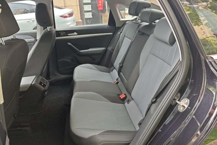 Used Volkswagen Lavida 2023 1.5L Automatic 5 Million Edition Left Rear Seat