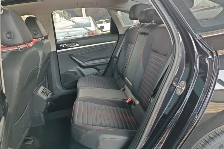 Used Volkswagen Lavida 2023 280TSI DSG Starry Sky Deluxe Edition Left Rear Seat