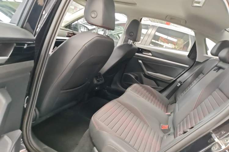 Used Volkswagen Lavida 2023 280TSI DSG Starry Sky Deluxe Edition Left Rear Seat