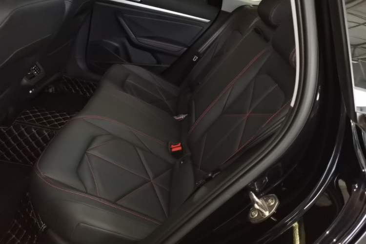 Used Volkswagen Lavida 2023 300TSI DSG Starry Sky Leading Edition Left Rear Seat