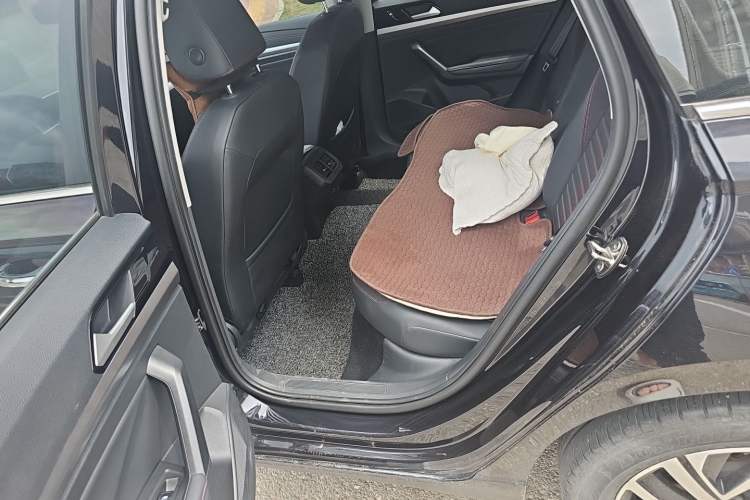 Used Volkswagen Lavida 2023 280TSI DSG Full-Comfort Edition Left Rear Seat