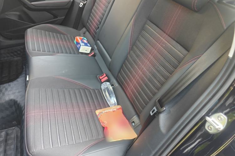 Used Volkswagen Lavida 2023 280TSI DSG Starry Sky Deluxe Edition Left Rear Seat