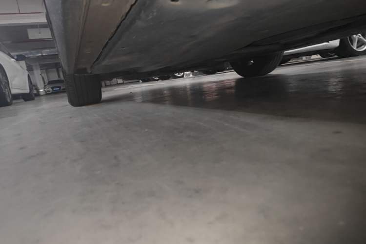 Used Volkswagen Lavida 2023 300TSI DSG Starry Full-Comfort Edition Left Side Sill