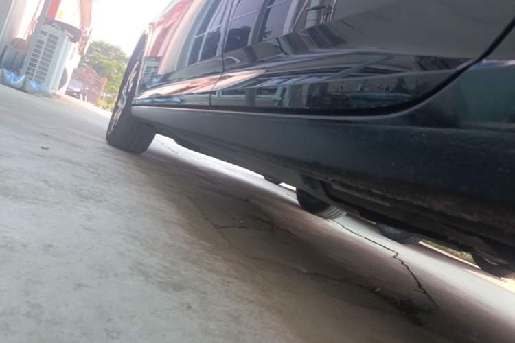 Used Volkswagen Lavida 2023 300TSI DSG Starry Full-Comfort Edition Left Side Sill