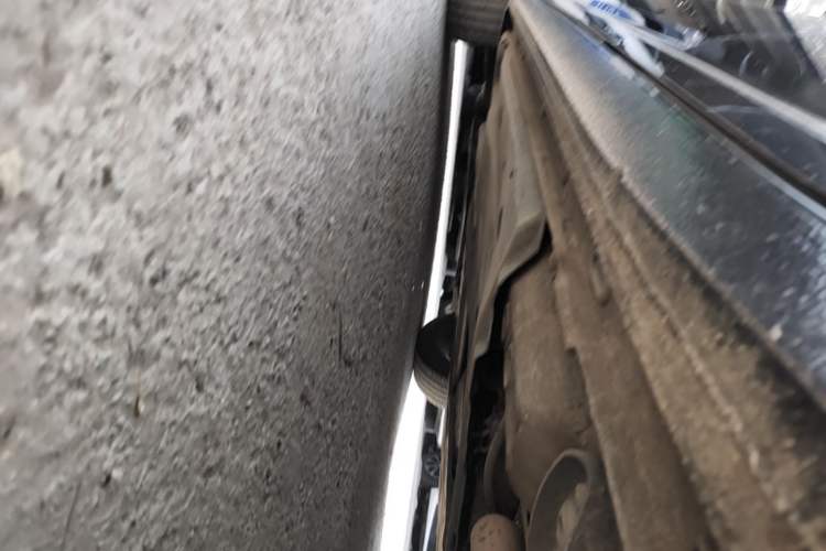 Used Volkswagen Lavida 2023 Revised Version 1.5L Automatic Starry Sky Edition – 5 Million Units Left Side Sill