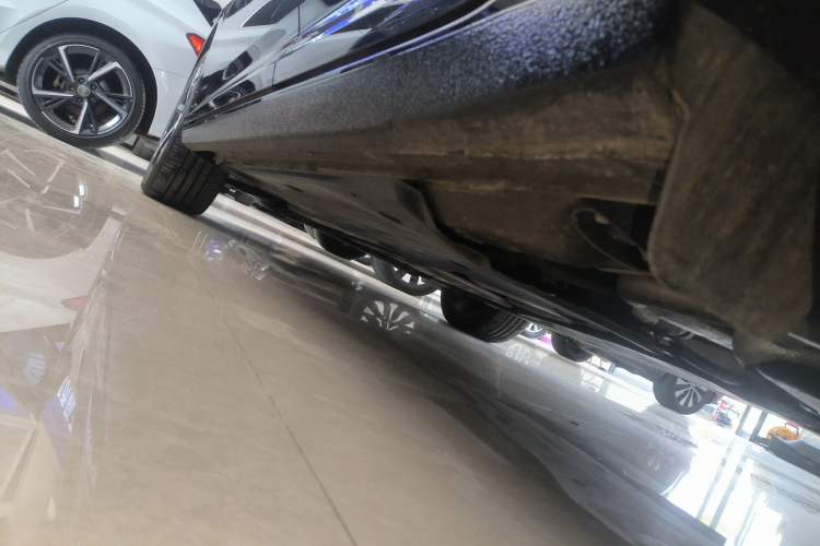 Used Volkswagen Lavida 2023 300TSI DSG Starry Sky Elite Edition Left Side Sill