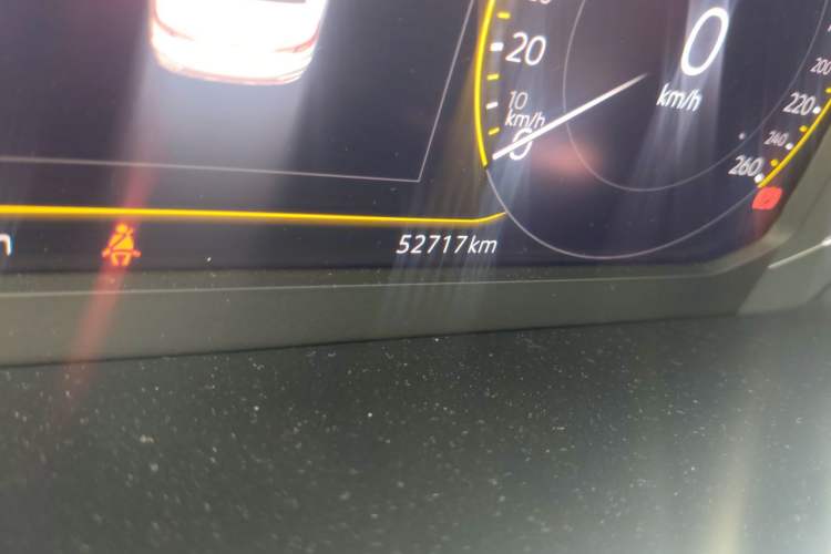Used Volkswagen Lavida 2023 1.5L Automatic 5 Million Edition Odometer Close Up