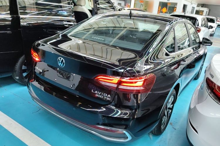 Used Volkswagen Lavida 2023 300TSI DSG Full-Comfort Edition Rear Right 45 Deg