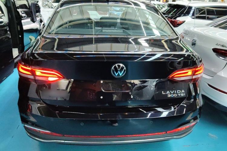Used Volkswagen Lavida 2023 300TSI DSG Full-Comfort Edition Rear