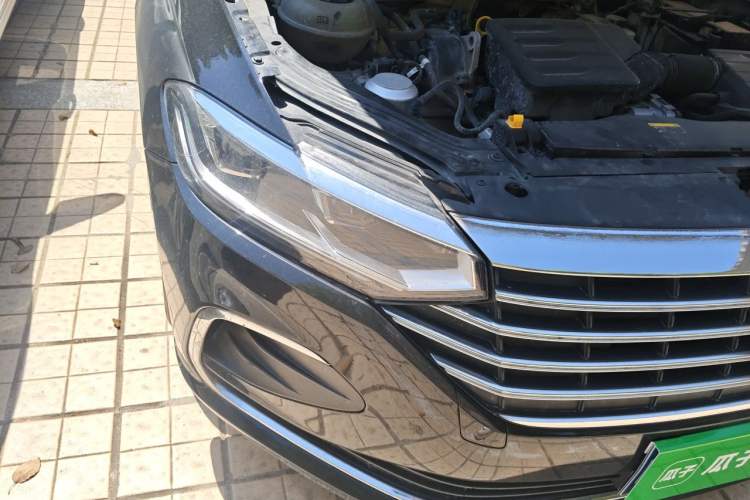 Used Volkswagen Lavida 2023 Revised Version 1.5L Automatic 5 Millionth Edition Right Front Headlight
