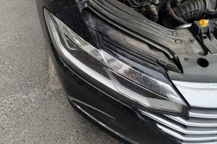 Used Volkswagen Lavida 2023 300TSI DSG Full-Comfort Edition Right Front Headlight