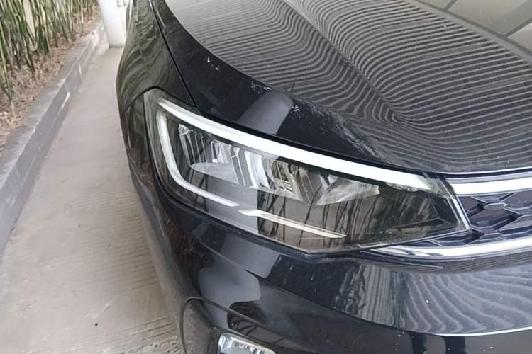 Used Volkswagen Lavida 2023 New Sharp 1.5L Automatic Outstanding New Vision Edition Right Front Headlight