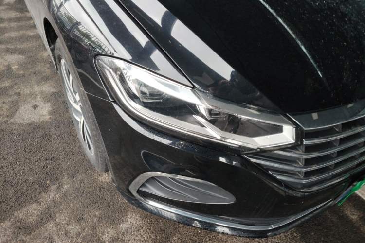 Used Volkswagen Lavida 2023 300TSI DSG Full-Comfort Edition Right Front Headlight