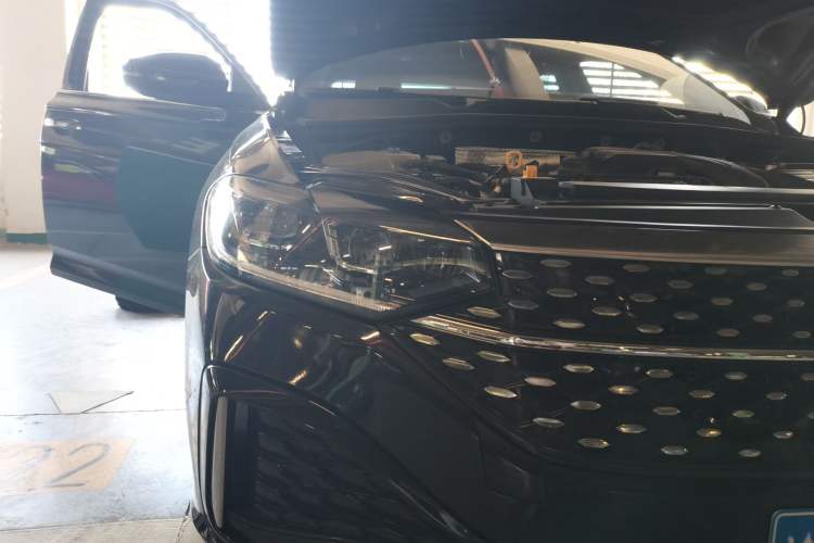 Used Volkswagen Lavida 2023 300TSI DSG Starry Sky Leading Edition Right Front Headlight