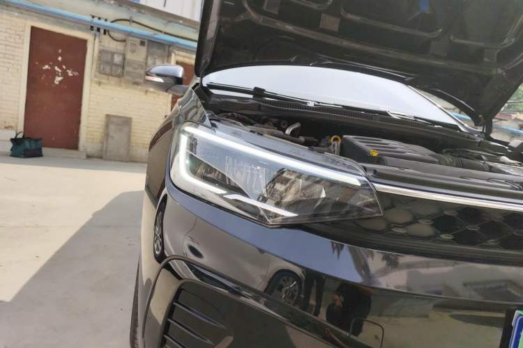 Used Volkswagen Lavida 2023 New Rui 1.5L Automatic New Yi Edition Right Front Headlight