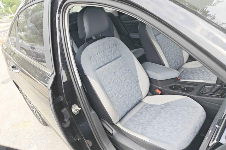 Used Volkswagen Lavida 2023 Revised Version 1.5L Automatic – Full-Option Edition Right Front Seat