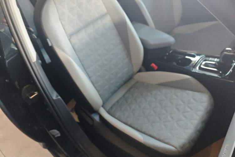 Used Volkswagen Lavida 2023 280TSI DSG Full-Comfort Edition Right Front Seat