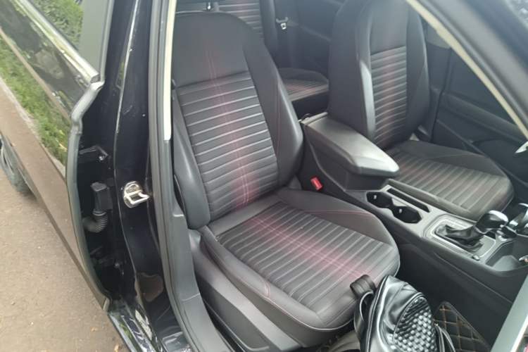Used Volkswagen Lavida 2023 280TSI DSG Starry Sky Deluxe Edition Right Front Seat