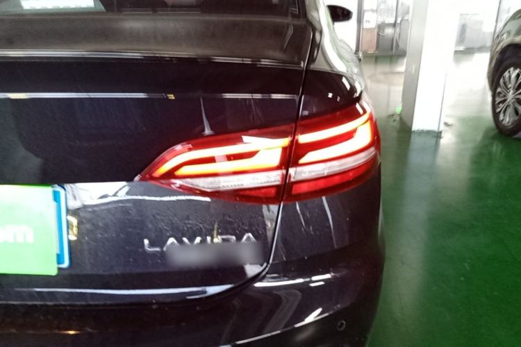 Used Volkswagen Lavida 2023 280TSI DSG Starry Sky Deluxe Edition Right Rear Taillight