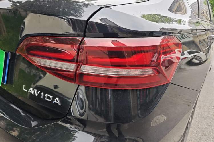 Used Volkswagen Lavida 2023 1.5L Automatic 5 Million Edition Right Rear Taillight