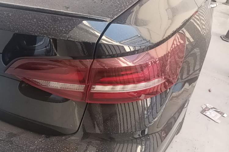 Used Volkswagen Lavida 2023 280TSI DSG Starry Sky Elegance Edition Right Rear Taillight
