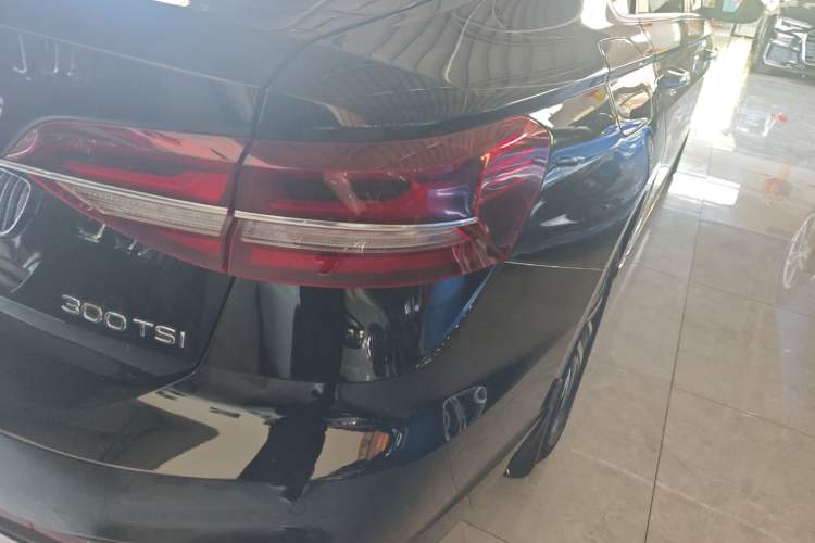 Used Volkswagen Lavida 2023 280TSI DSG Full-Comfort Edition Right Rear Taillight