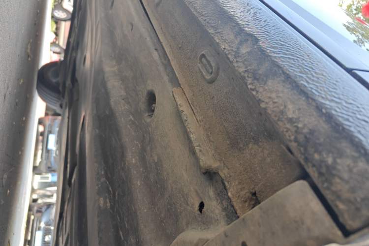 Used Volkswagen Lavida 2023 300TSI DSG Full-Comfort Edition Right Side Sill