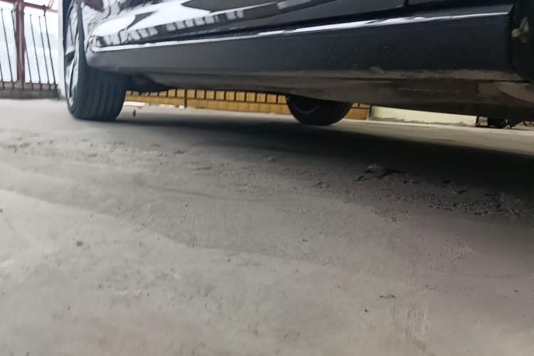 Used Volkswagen Lavida 2023 280TSI DSG Starry Sky Elegance Edition Right Side Sill
