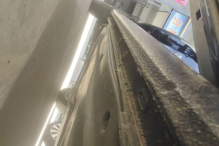 Used Volkswagen Lavida 2023 1.5L Automatic De Yi Edition Right Side Sill