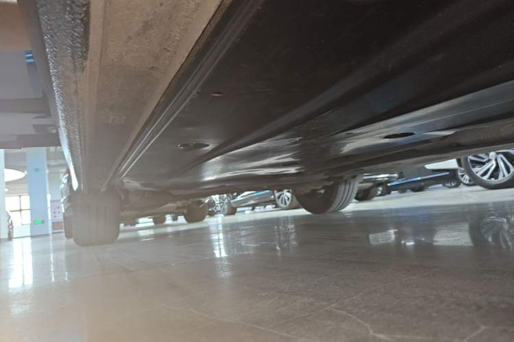 Used Volkswagen Lavida 2023 1.5L Automatic Full-Comfort Edition Right Side Sill