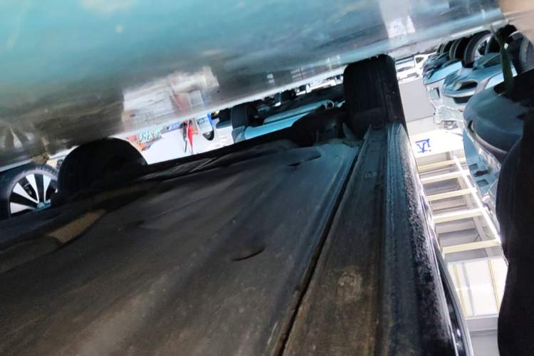 Used Volkswagen Lavida 2023 300TSI DSG Full-Comfort Edition Right Side Sill