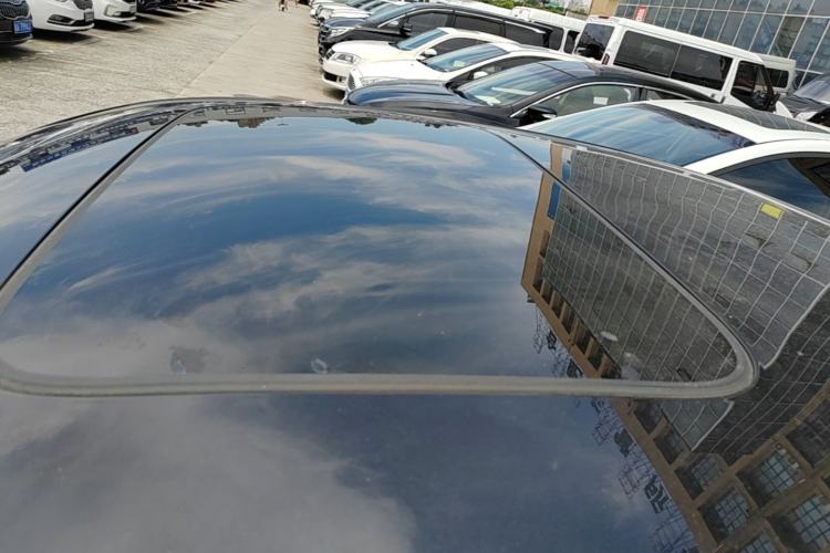 Used Volkswagen Lavida 2023 1.5L Automatic 5 Million Edition Roof