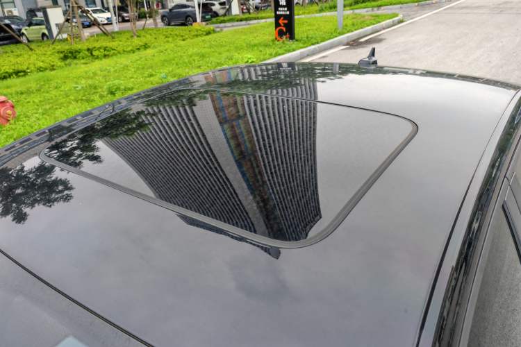 Used Volkswagen Lavida 2023 280TSI DSG Full-Comfort Edition Roof