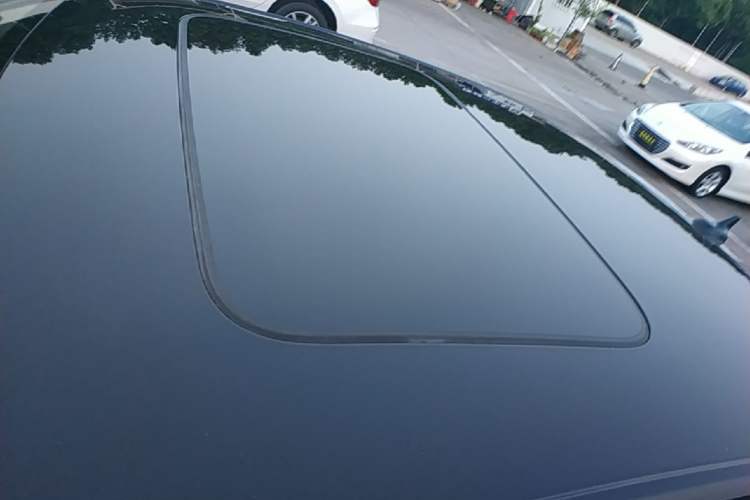 Used Volkswagen Lavida 2023 1.5L Automatic 5 Million Edition Roof