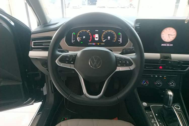 Used Volkswagen Lavida 2023 1.5L Automatic 5 Million Edition Steering Wheel