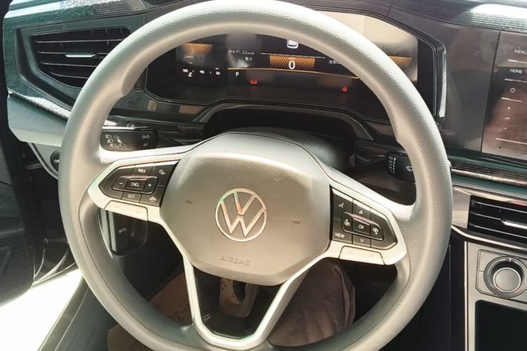 Used Volkswagen Lavida 2023 New Rui 1.5L Automatic New Yi Edition Steering Wheel