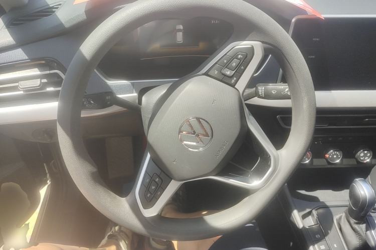 Used Volkswagen Lavida 2023 1.5L Automatic De Yi Edition Steering Wheel