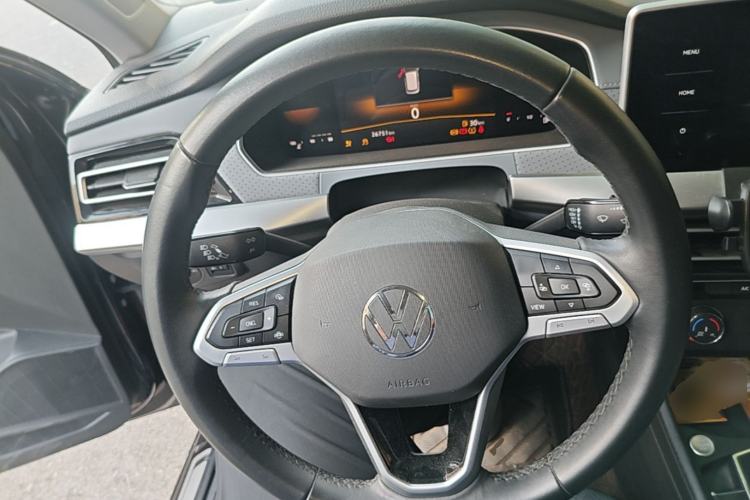Used Volkswagen Lavida 2023 1.5L Automatic Full-Comfort Edition Steering Wheel