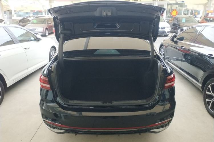 Used Volkswagen Lavida 2023 1.5L Automatic Starry Sky 5 Million Edition Trunk